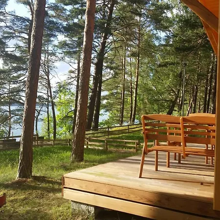 Zakatek Wdzydze -Domek Nr 7 W Pierwszej Linii Od Jeziora Borsk Exterior photo